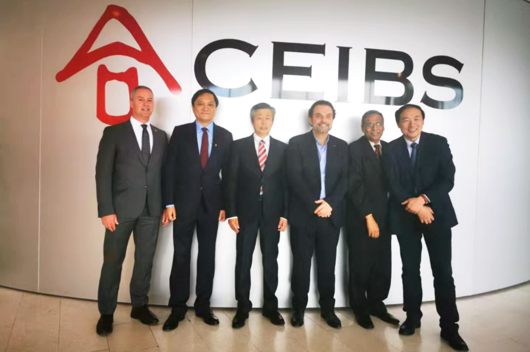 rg皇家视讯捐资中欧国际工商学院瑞士分校区助力全球经济智库人才造就